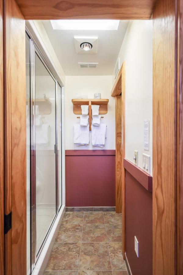 Outland Chalet & Suites Great Smoky Mountains Whittier Exteriér fotografie
